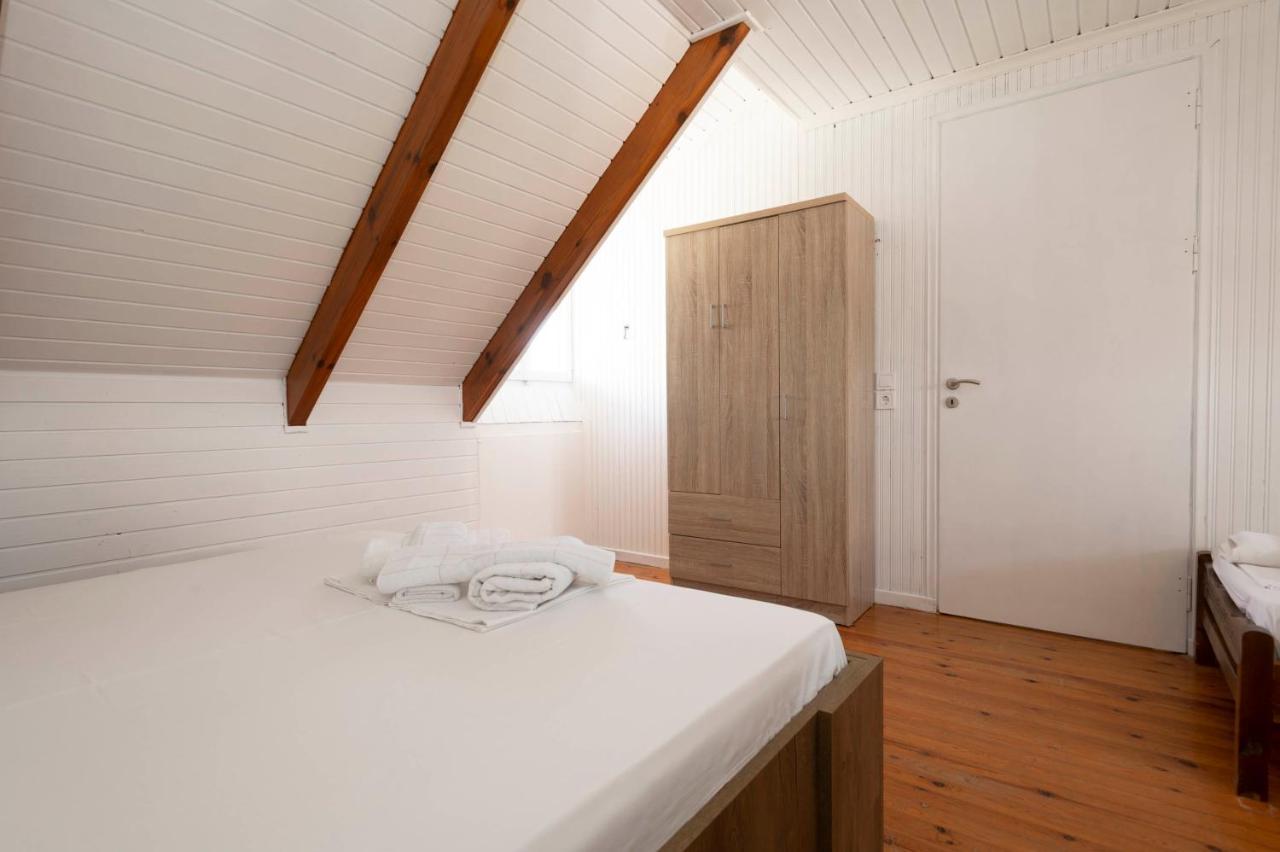 Апартаменты Giorgos House Attic Гиалова Экстерьер фото